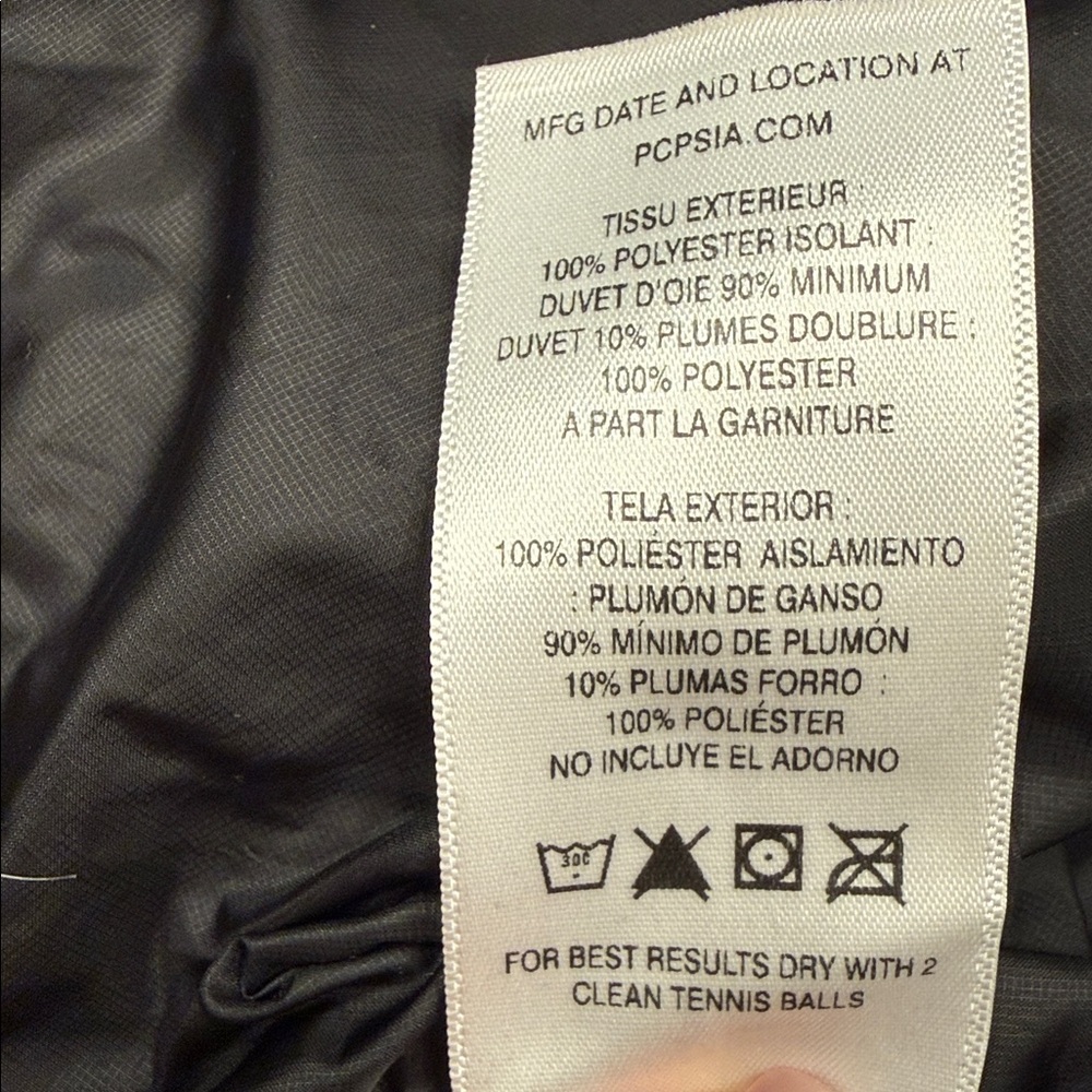 Patagonia Women’s Nano Puff Jacket - Picture 5 of 6